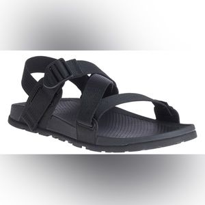 NWT Chaco Lowdown 2 Sandal in Black - men’s size 11